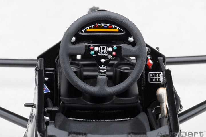 AUTOart Mclaren (w/ Logo) Honda MP4/6 No 1 Japanese GP 1991 Senna 1:18