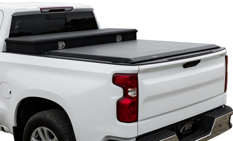 Access Toolbox 07-13 Chevy/GMC Full Size 5ft 8in Bed Roll-Up Cover 62309