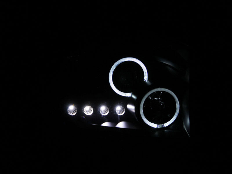 Anzo 2006-2008 Dodge Ram 1500 Projector Headlights w/ Halo Chrome