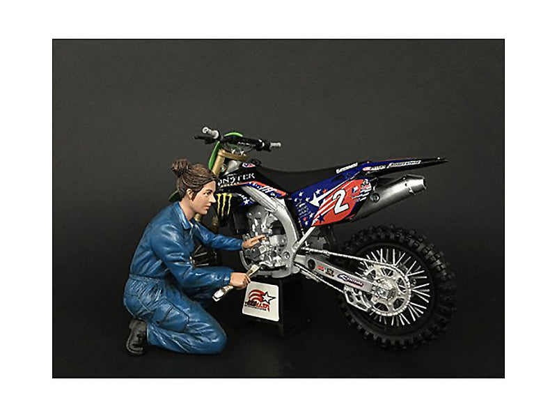 Rapid Vehicles Mechanic Chole Figurine for 1/12 Scale Motorcycle Models by American Diorama  free...