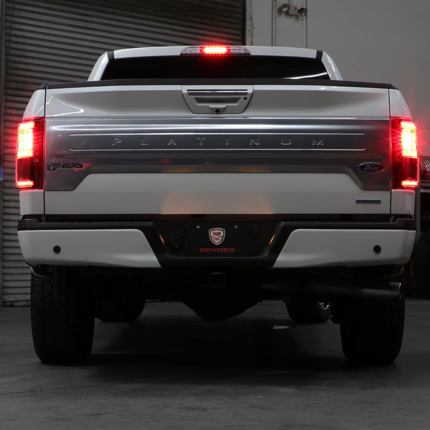 SPYDER 18-20 Ford F150 w/ Rear Blind Spot LED Tail Lights - Black (ALT-YD-FF15018BS-LED-BK) 5088550