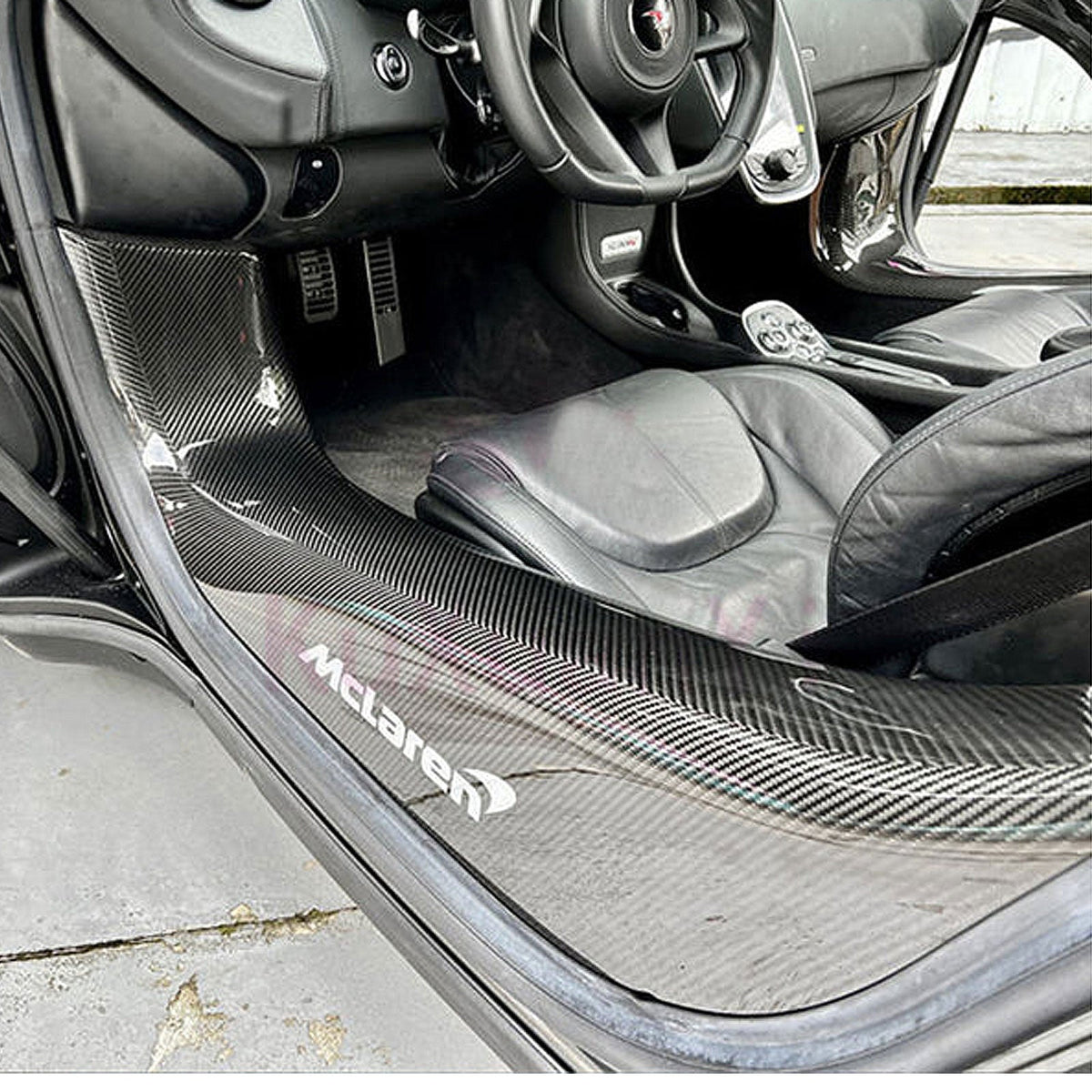 STRATEC SYSTEMS Dry Carbon Fiber Door Sill Covers for McLaren 540 570S 570GT 600LT