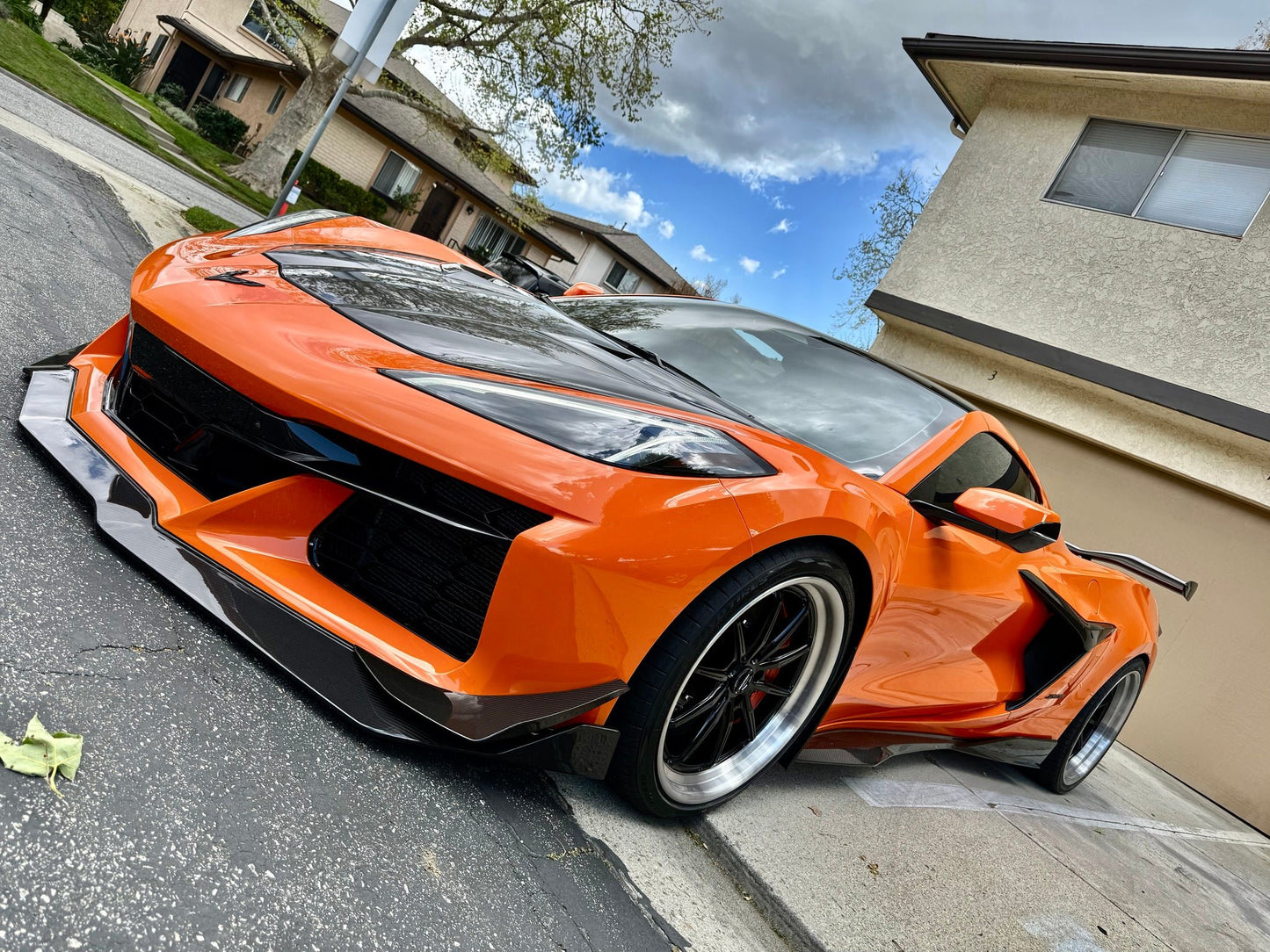 Z07R Side Skirts(z06, eRay, GS, GSX, ZR1, ZR1X,Stingray), Large Side Blade. Pre Preg 2x2 Carbon