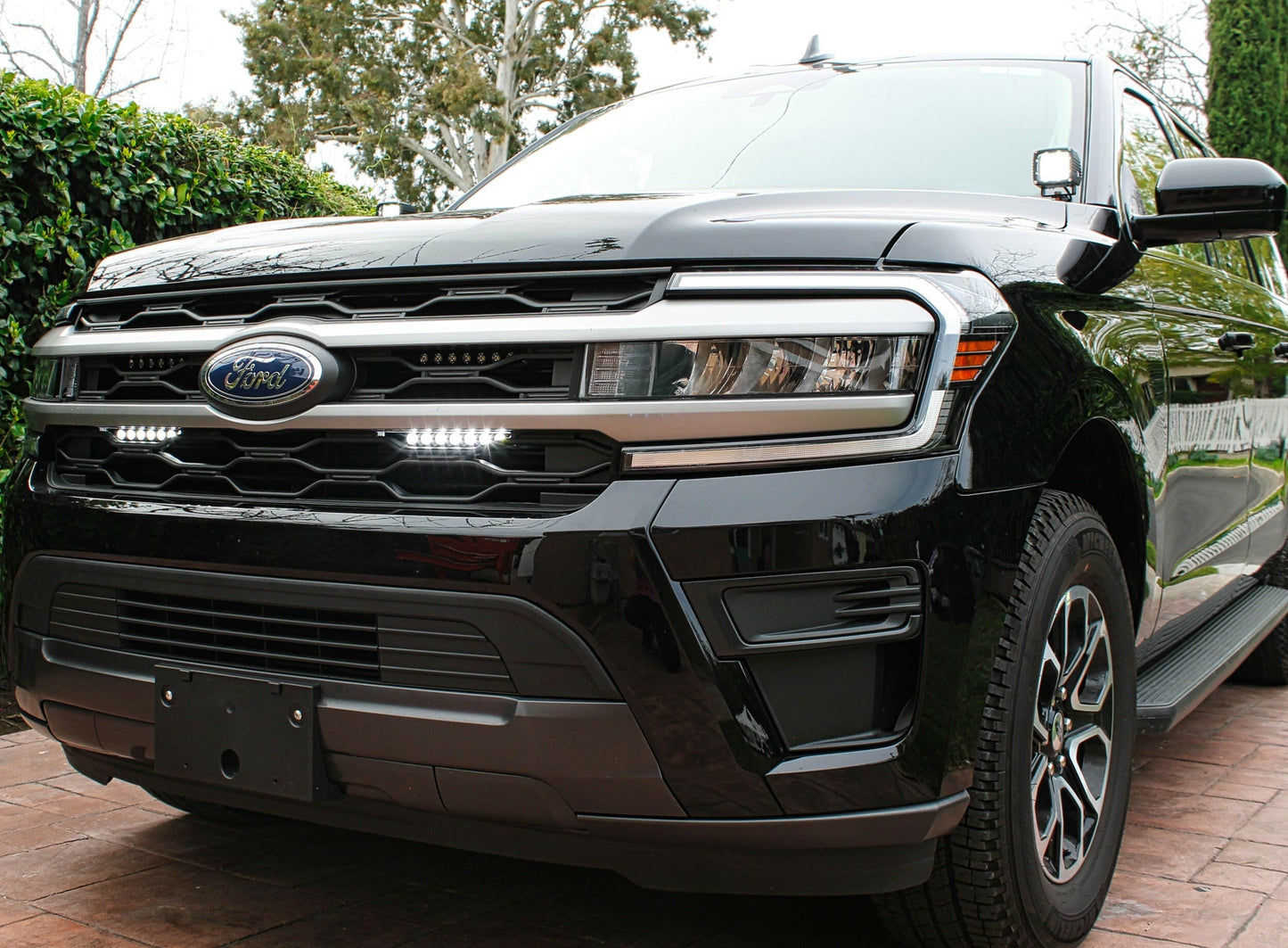 2022-2024 Ford Expedition (2) 12in Light Bars