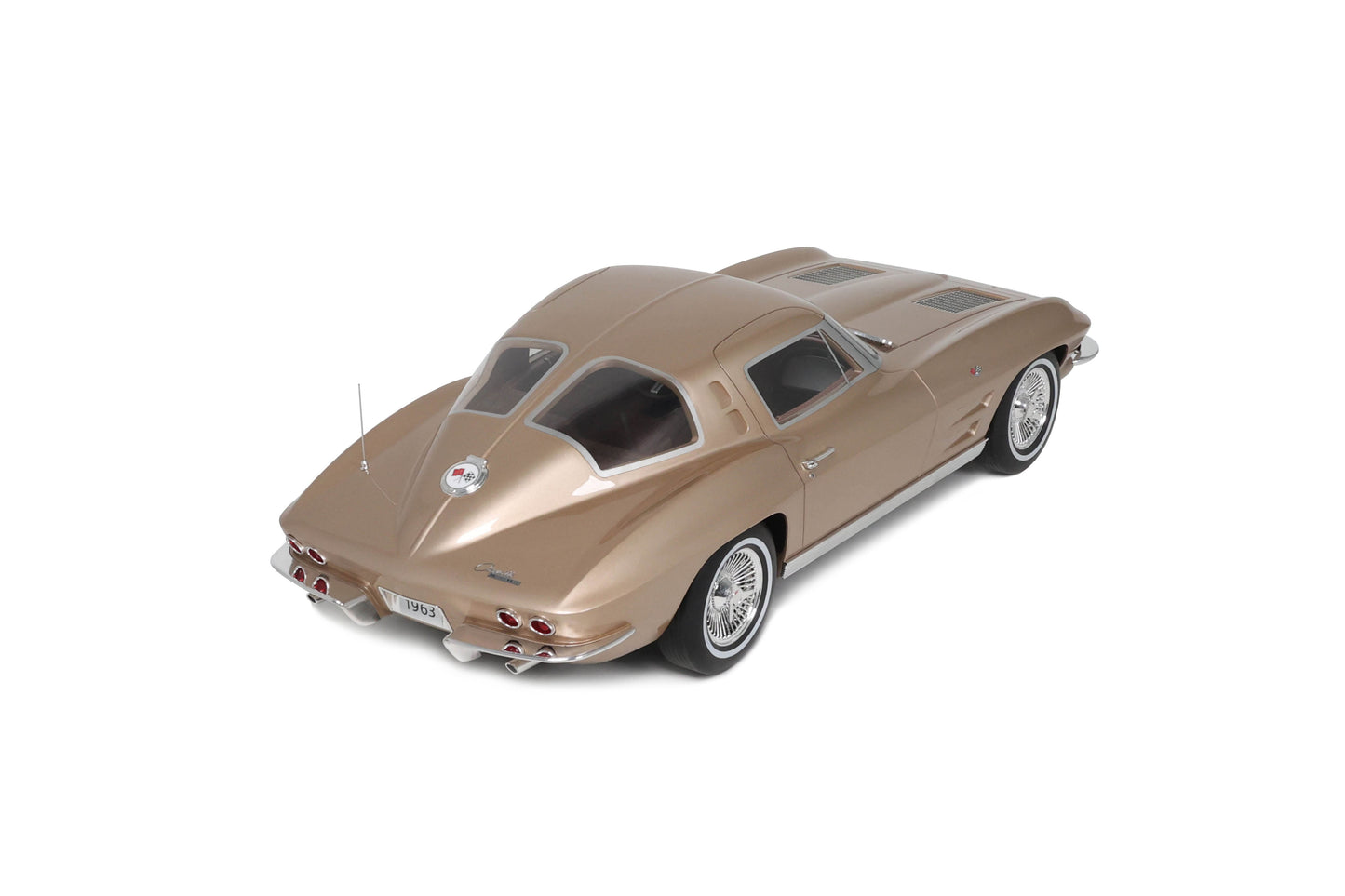 GT Spirit 1963 Chevy Corvette C2 Coupe Saddle Tan 1:12