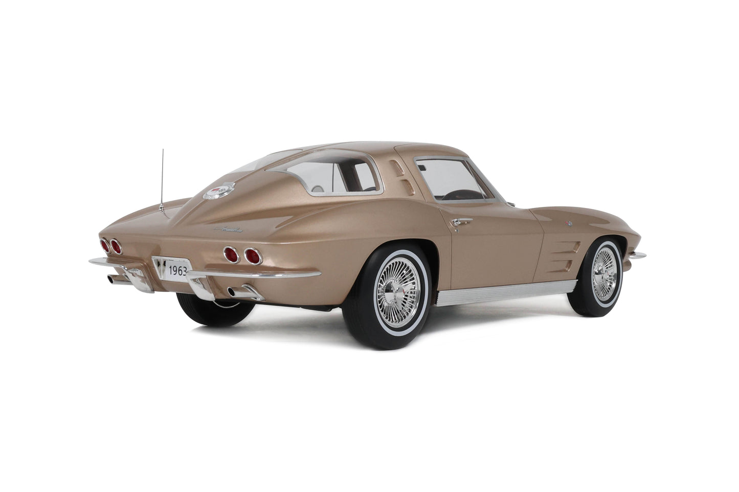 GT Spirit 1963 Chevy Corvette C2 Coupe Saddle Tan 1:12