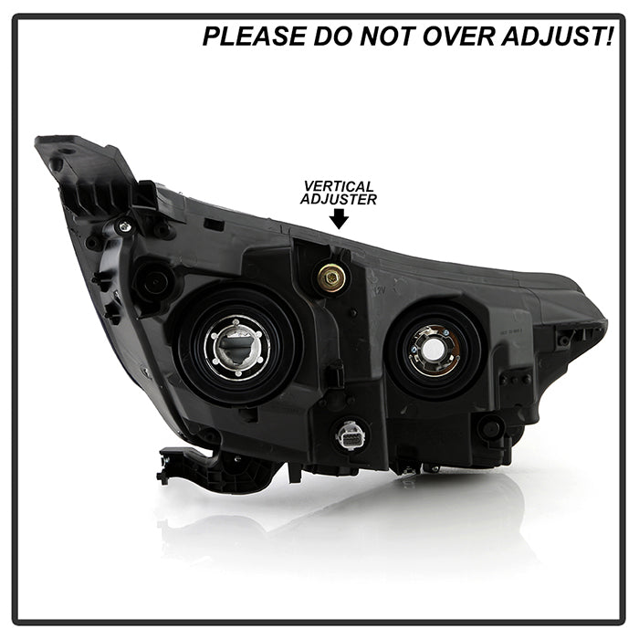 SPYDER xTune Honda CRV Driver Side Halogen w/ LED DRL Headlight - OEM Left (HD-JH-HCRV17-OE-L) 9950261