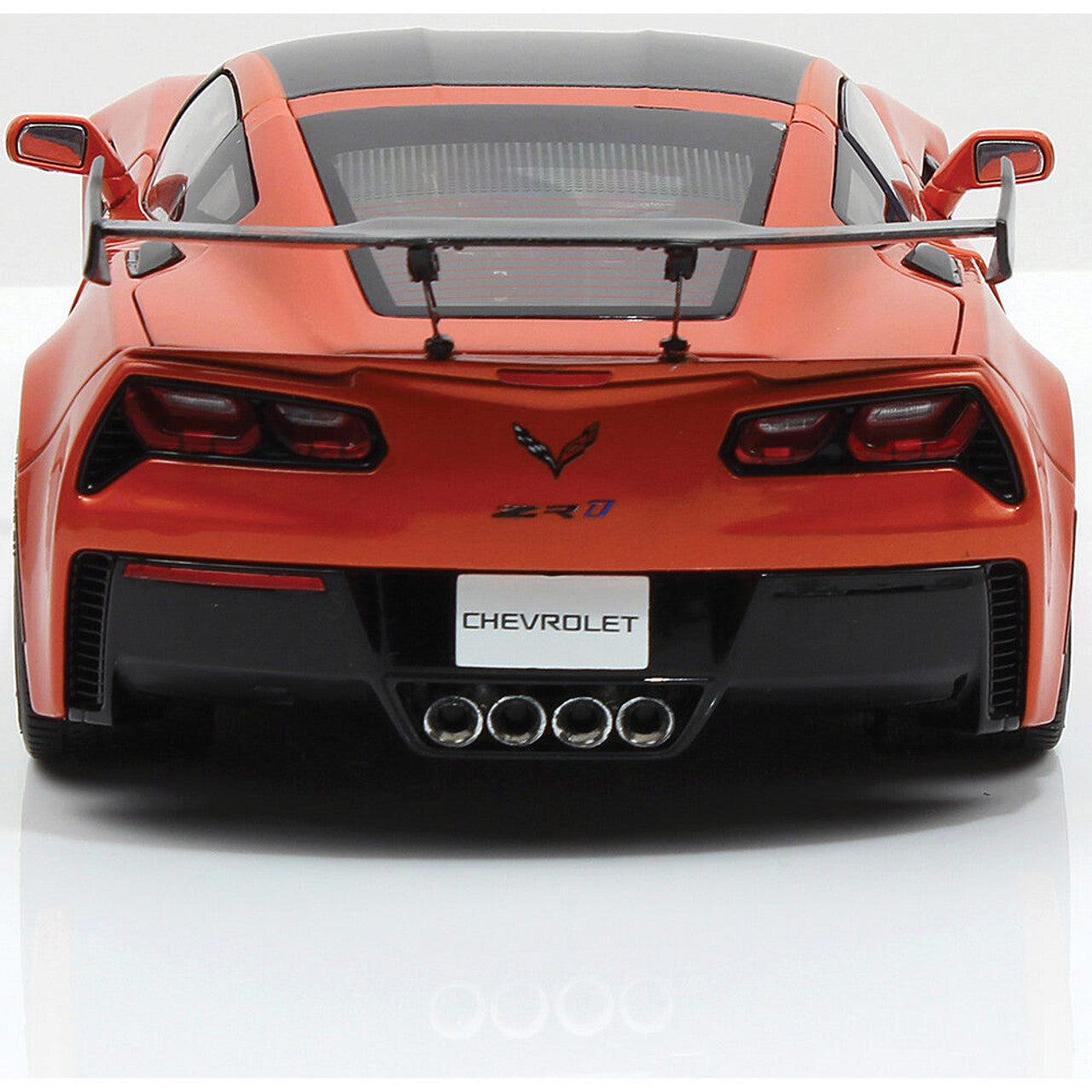 Ixo 2019 Chevy Corvette ZR1 Sebring Orange Tintcoat 1:18