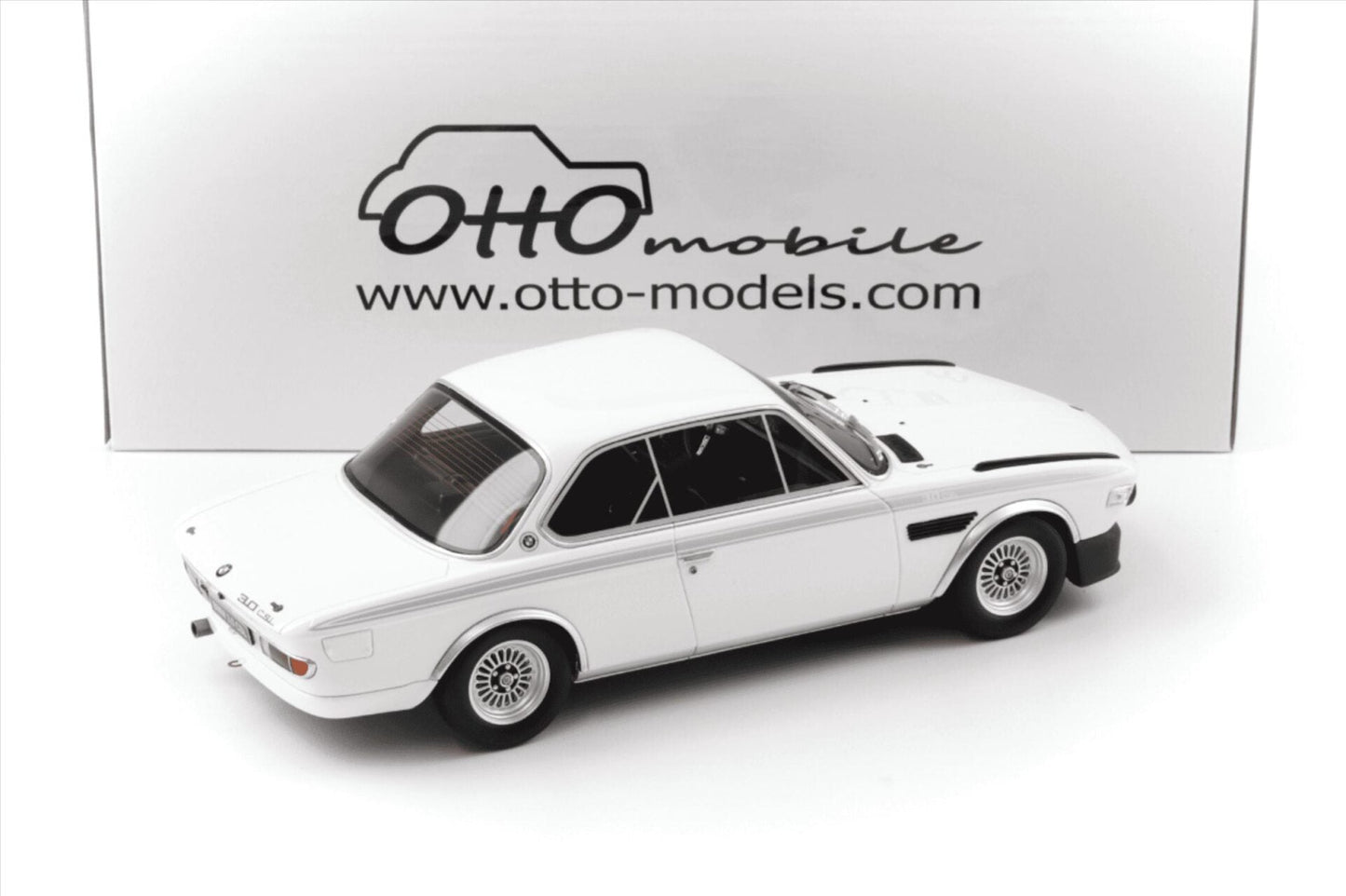 Otto 1972 BMW 3.0 (E9) CSL Chamonix White 1:18