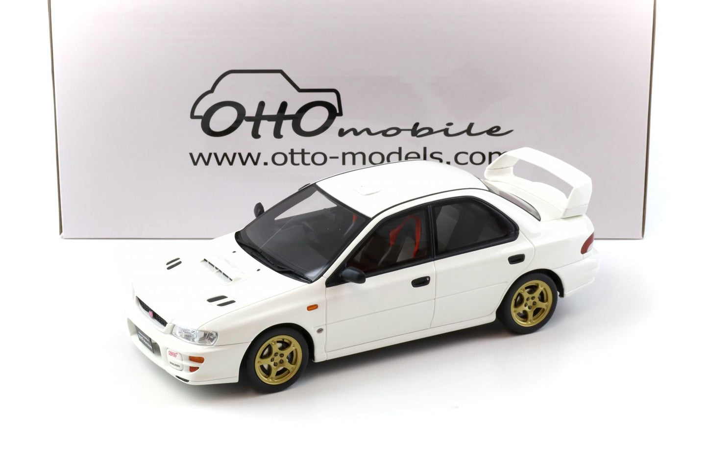 Otto 2000 Subaru Impreza WRX (GC8) Type RA STi Pure White 1:18