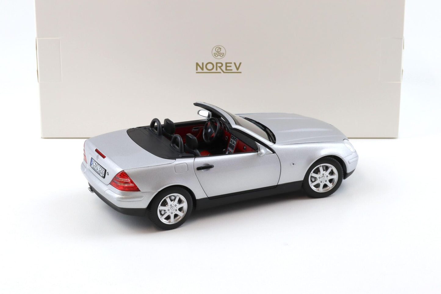 Norev 1996 Mercedes-Benz SLK R170 Convertible Brilliant Silver Metallic 1:18