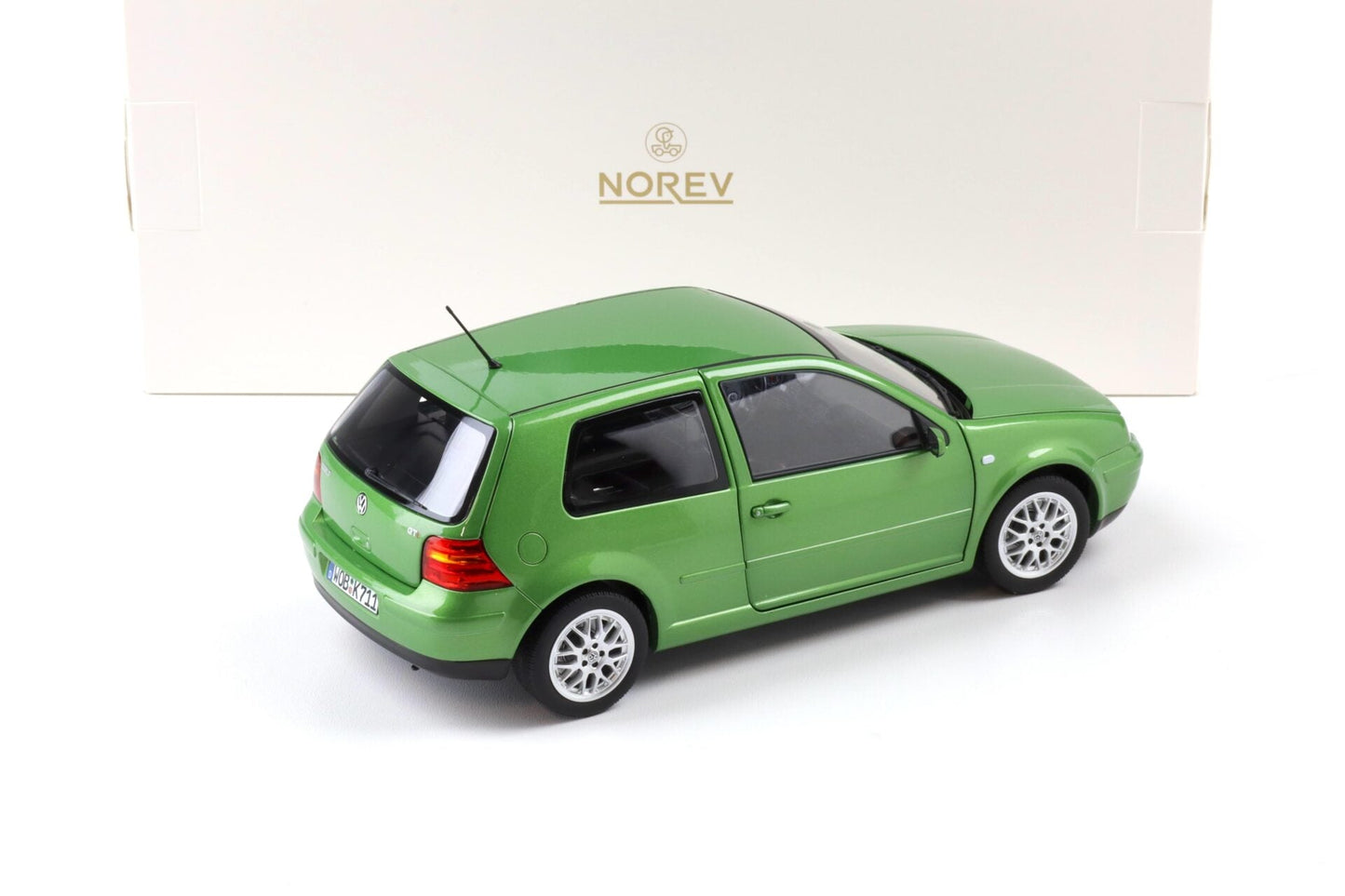 Norev 1998 Volkswagen Golf GTI MK IV Cosmic Green Metallic 1:18