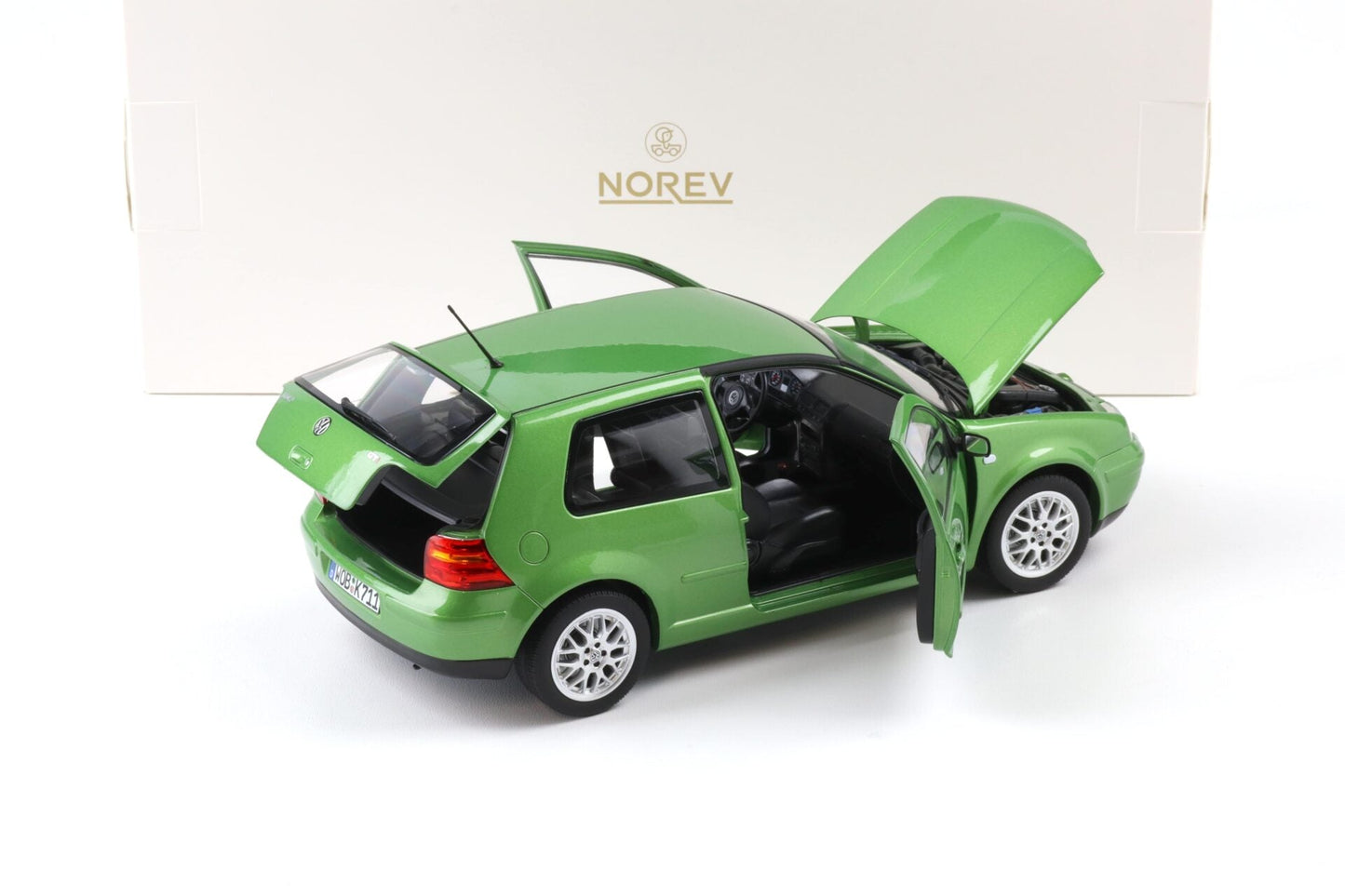 Norev 1998 Volkswagen Golf GTI MK IV Cosmic Green Metallic 1:18