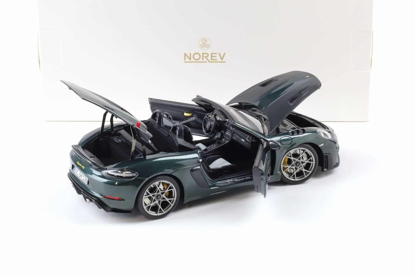 Norev 2023 Porsche 718 Spyder RS w/ Weissach Package Forest Green 1:18