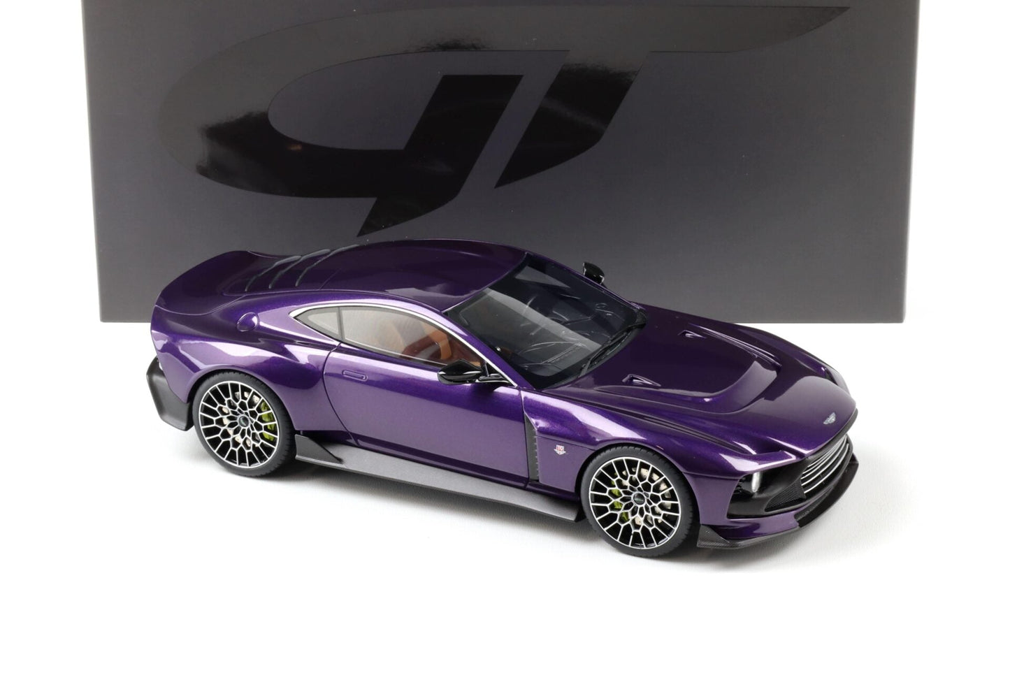 GT Spirit 2023 Aston Martin Valour Coupe Purple 1:18