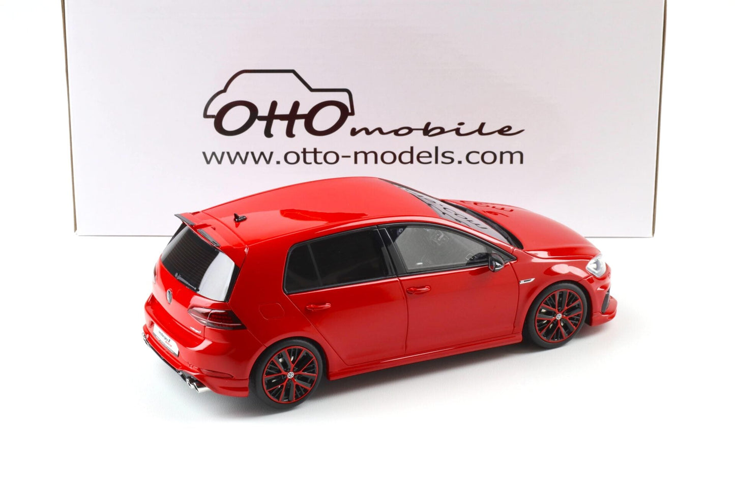 Otto 2018 Volkswagen Golf R MK7 (7.5) Oettinger Tornado Red 1:18