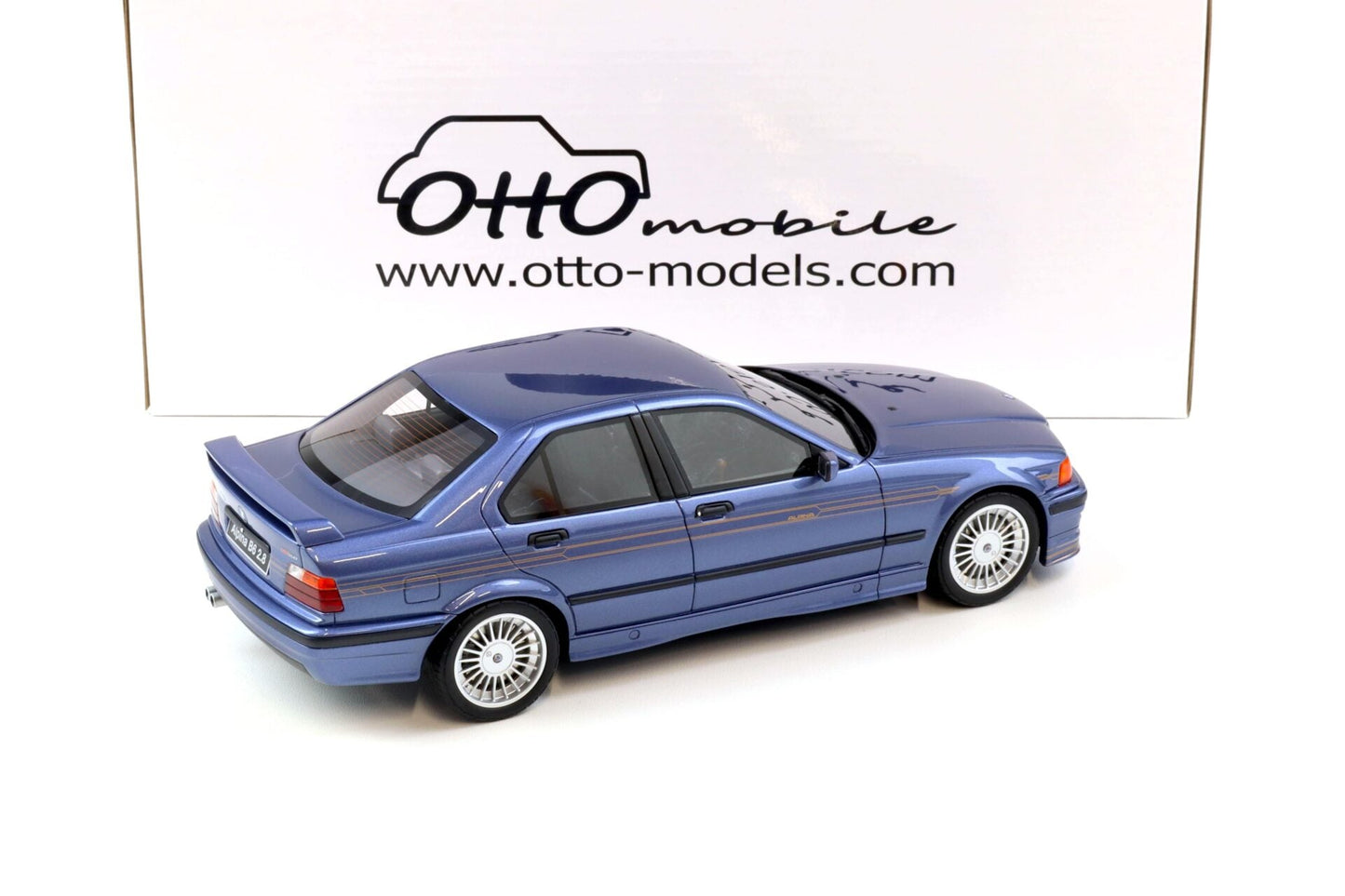 Otto 1992 BMW Alpina B6 2.8 (E36) Alpina Blue Metallic 1:18