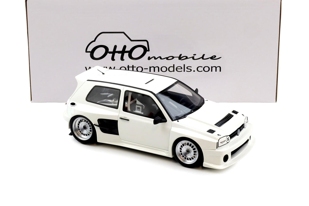 STM Diecast Otto 2024 Volkswagen Golf MK III Khyzyl Saleem White 1:18 - View 2