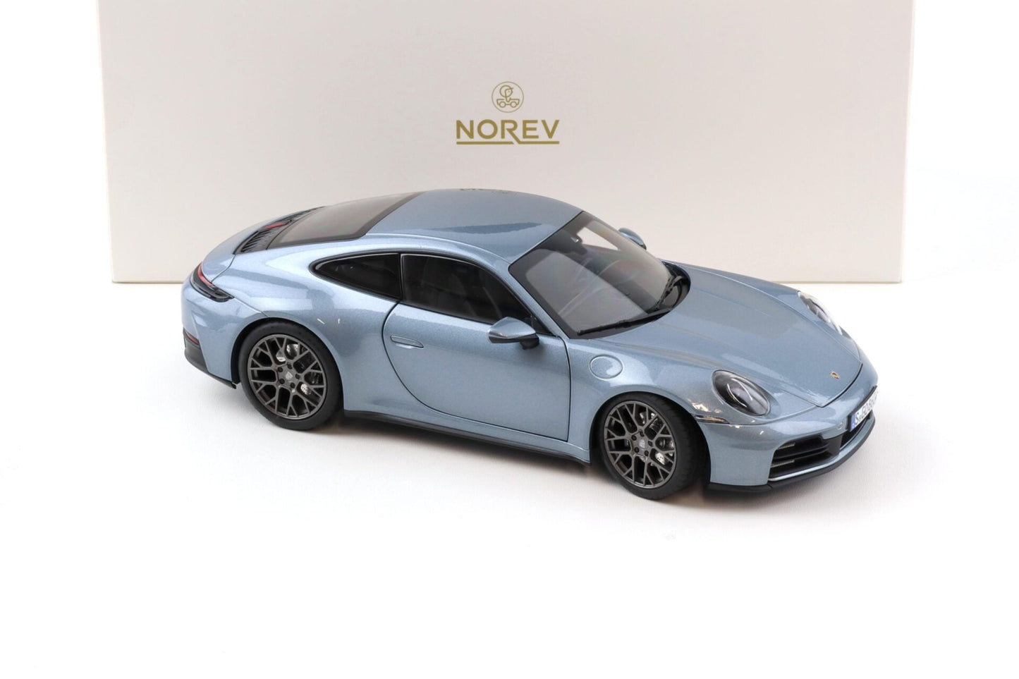 Norev 2025 Porsche 911 992.2 Carrera Polar Silver Metallic 1:18