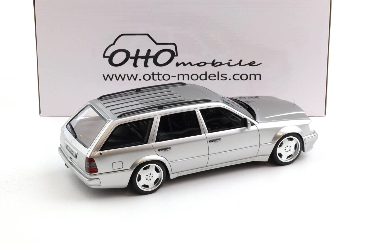 Otto 1996 Mercedes-Benz 70TE AMG W124 Wagon Brilliant Silver 744 1:18 *Defect*