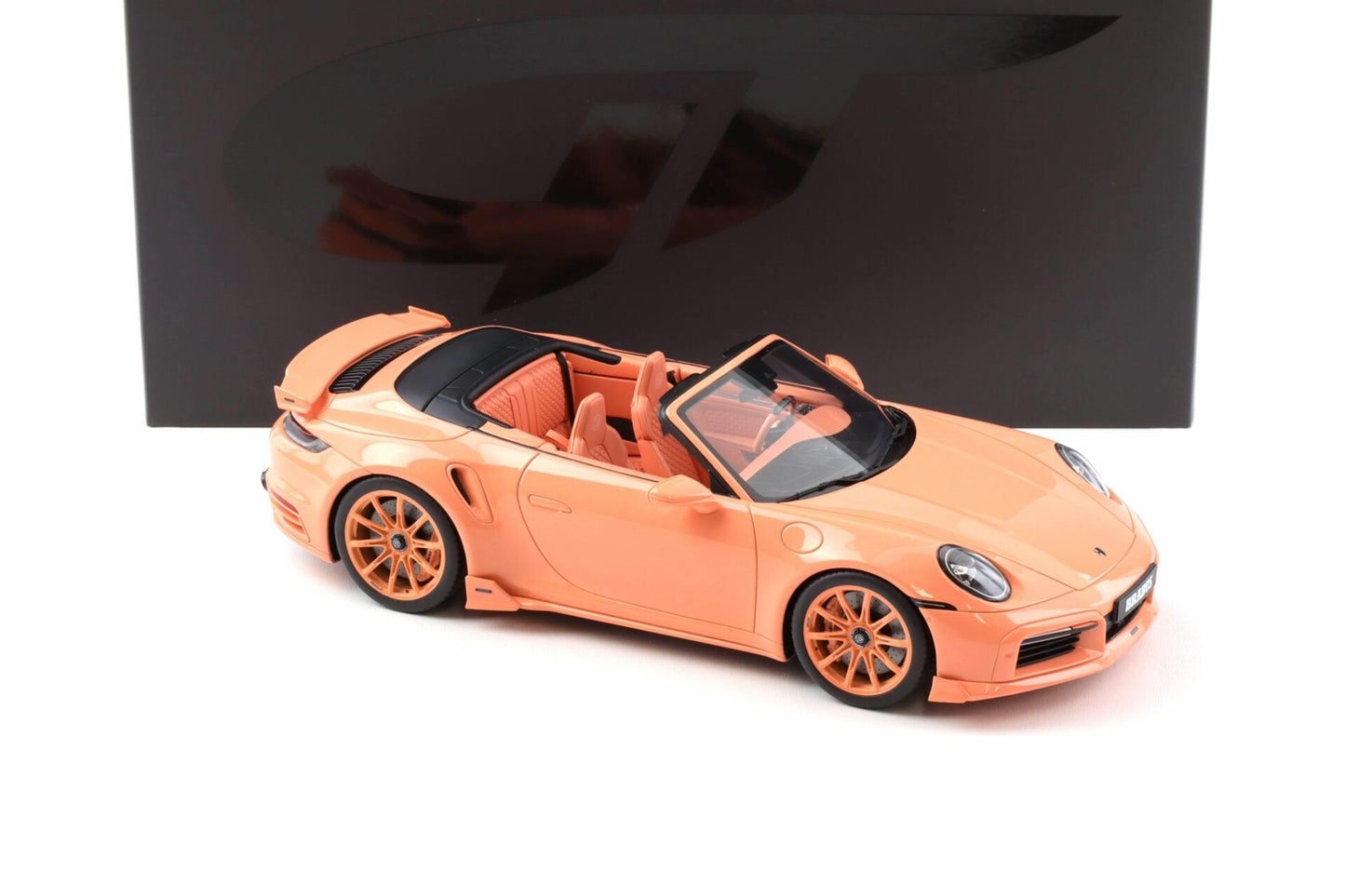 GT Spirit 2024 Brabus 900 Peetch Porsche 911 Turbo 992 Cabriolet Pink 1:18