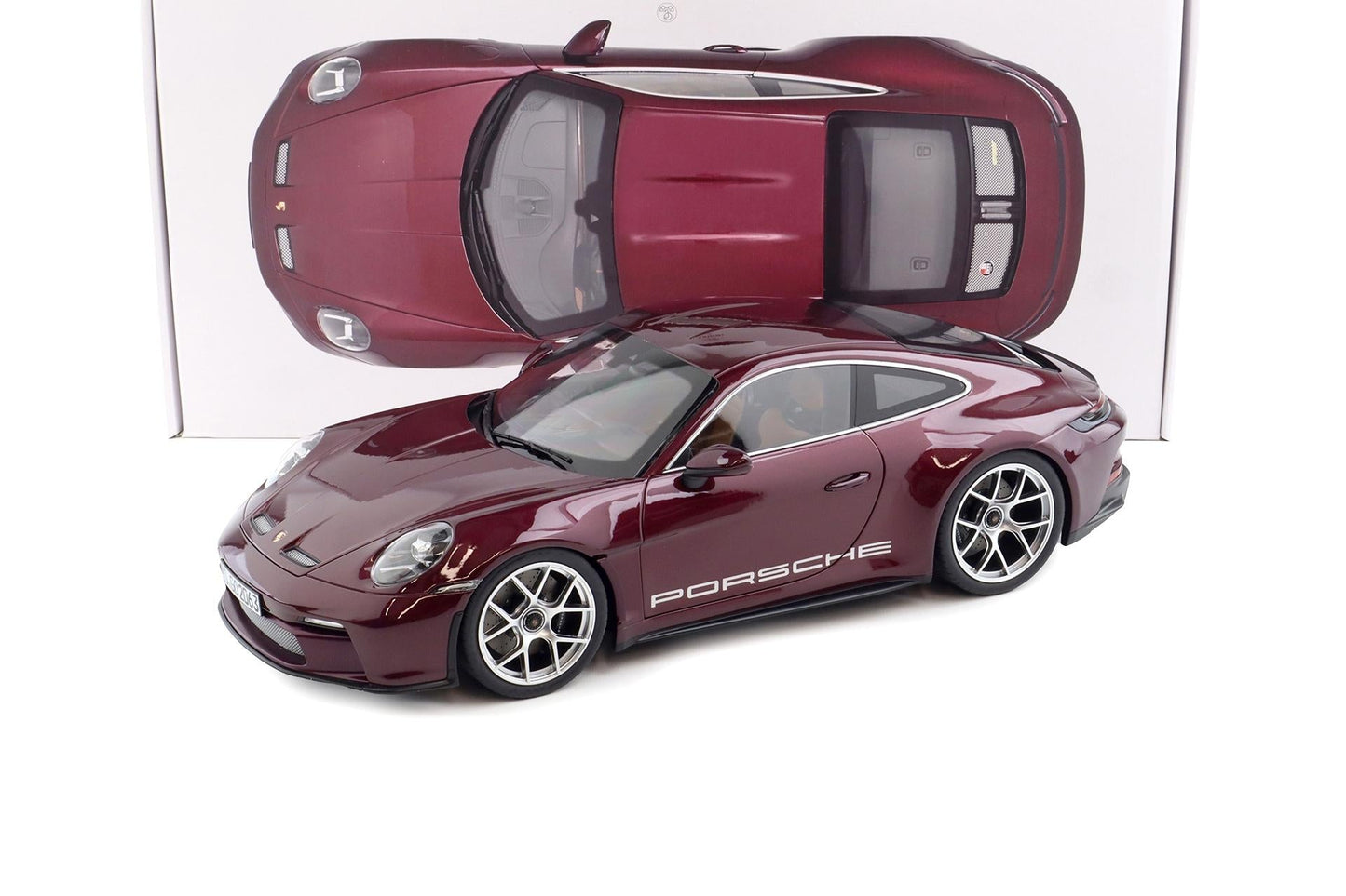 Norev 2023 Porsche 911 992 S/T Heritage Package Amethyst Metallic 1:12