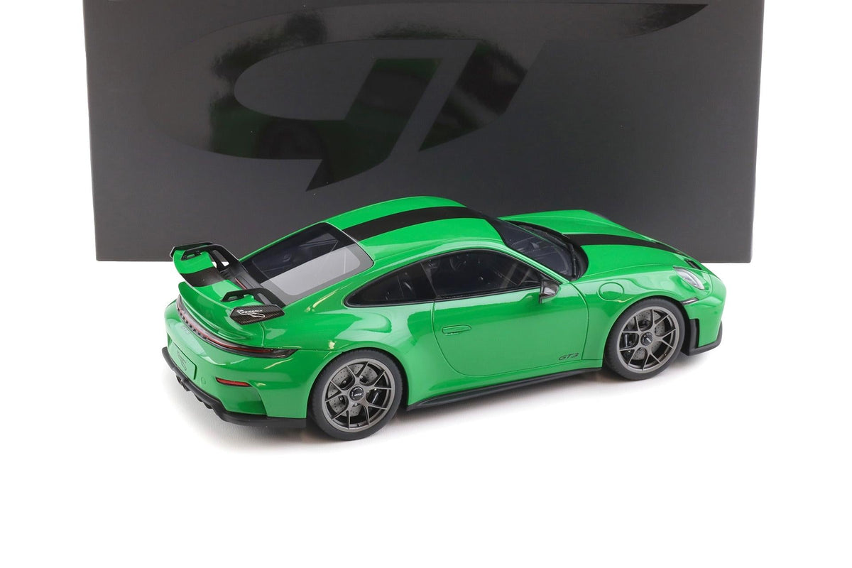 STM Diecast GT Spirit 2025 Porsche 911 992.2 GT3 w/ Weissach Package Viper Green 1:18 - View 3