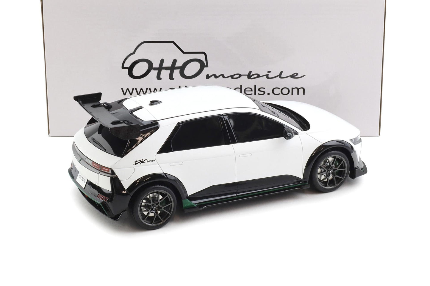 Otto 2025 Hyundai Ioniq 5 SN DK Edition Matte White 1:18