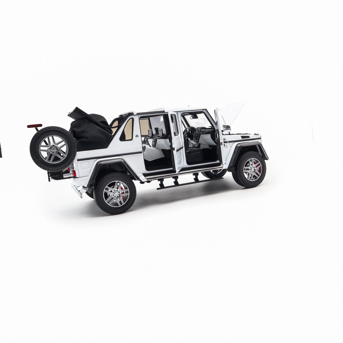 Almost Real 2017 Mercedes Benz Maybach G650 G Class Landaulet W463 White 1:18