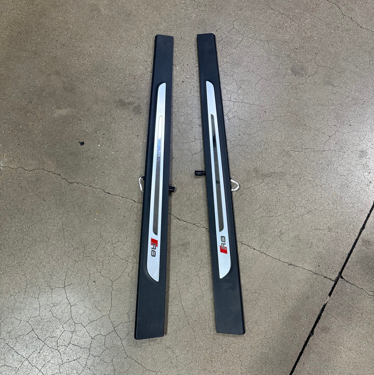 T1 2nd Gen Audi R8 V10 Door Sills