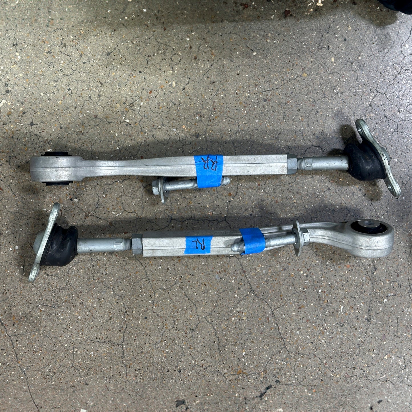 T1 2020 Audi R8 Toe Arms