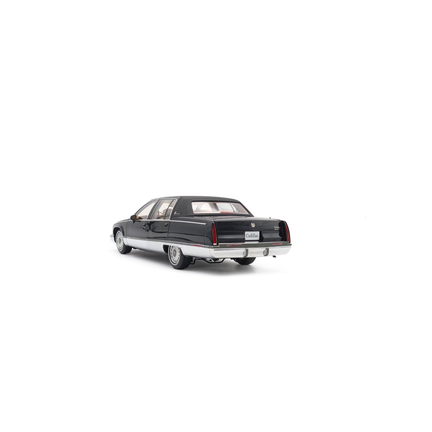 Xiaoguang Model 1994 Cadillac Fleetwood Brougham Black 1:18