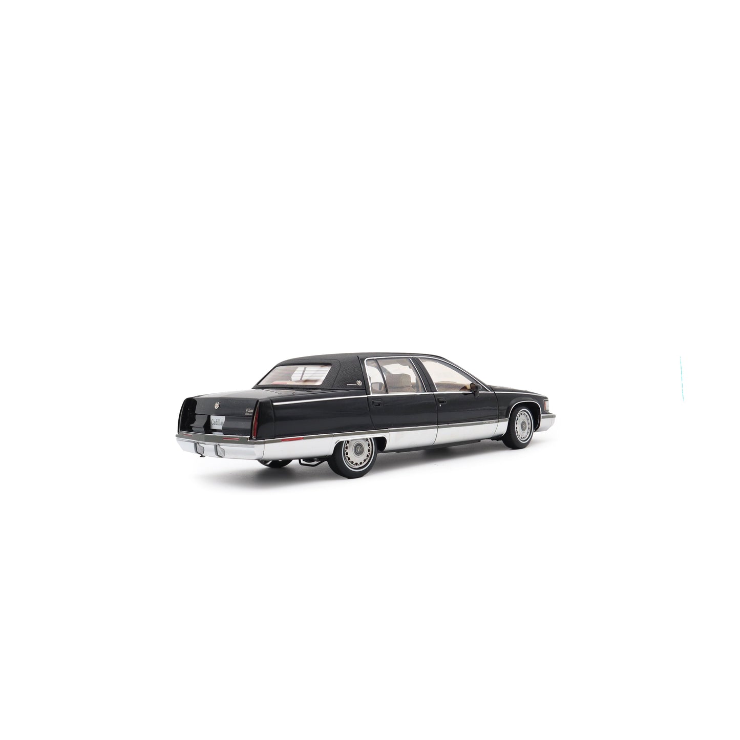 Xiaoguang Model 1994 Cadillac Fleetwood Brougham Black 1:18