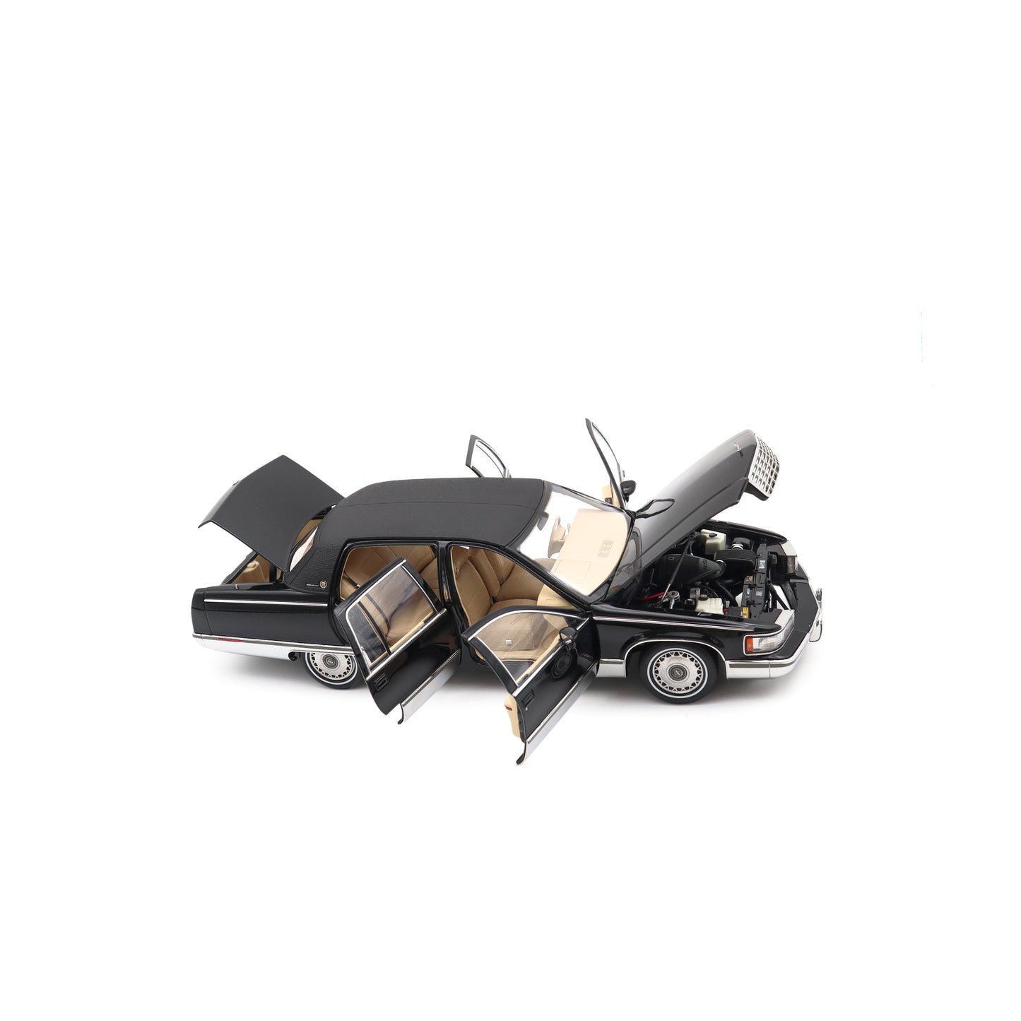 Xiaoguang Model 1994 Cadillac Fleetwood Brougham Black 1:18