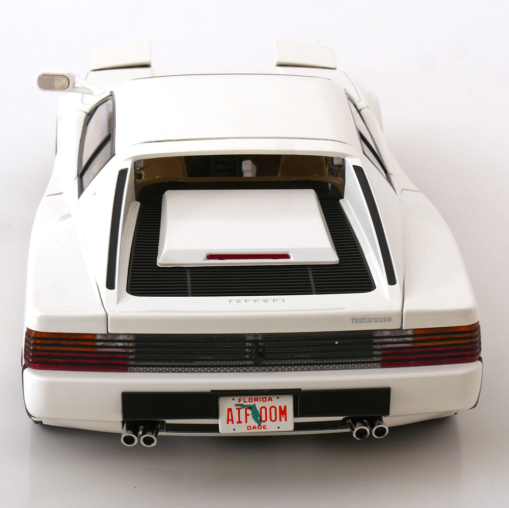 KK Scale 1984 Ferrari Testarossa White Monospecchio US-Version 1:12