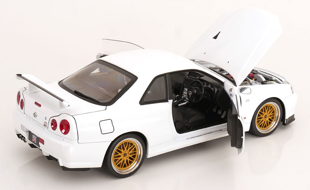 KK Scale 2001 Nissan Skyline GT-R R34 V-Spec II w/ Gold BBS White 1:12
