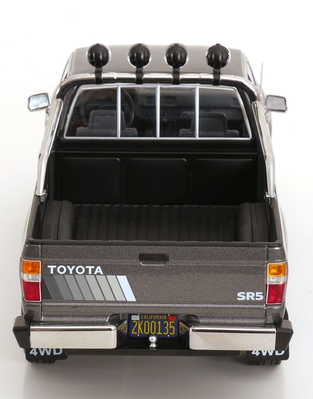 KK Scale 1985 Toyota Hilux Xtra Cab 4x4 Pickup Truck Grey Metallic 1:18
