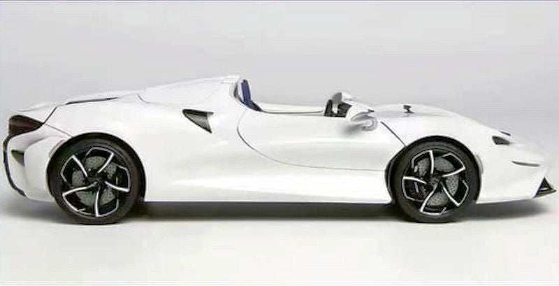 STM Diecast LCD 2020 Mclaren Elva White 1:18 - View 2