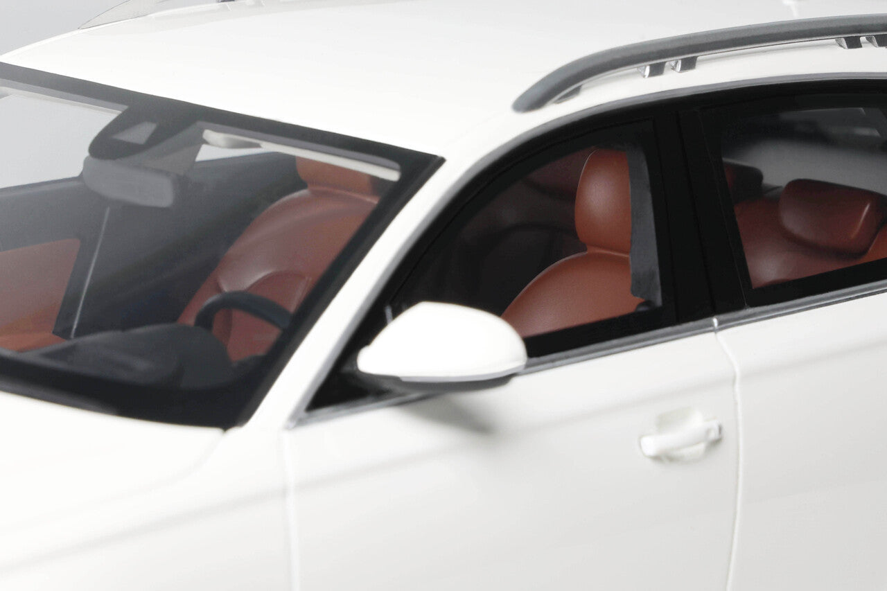 Otto 2015 Audi A6 (C7) Allroad Quattro Avant Ibis White 1:18