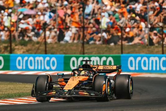 STM Diecast Minichamps Mclaren F1 Team MCL39 Orange O. Piastri 2nd Hungarian GP 2025 1:18