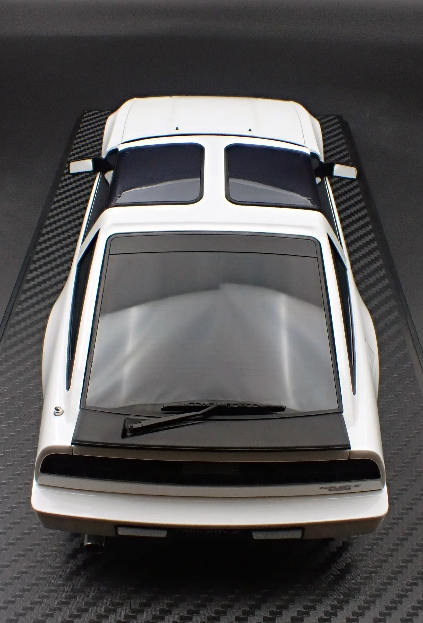 Ignition-Model Nissan Fairlady Z 300 ZR Z31 2-Seater RHD White 1:18