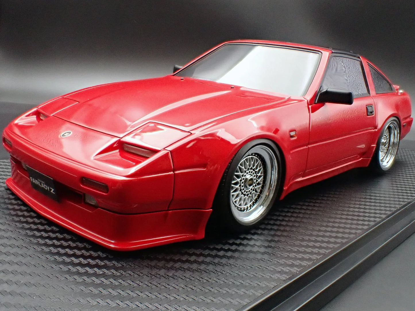 Ignition-Model Nissan Fairlady Z 300 ZR Z31 2-Seater RHD Red 1:18