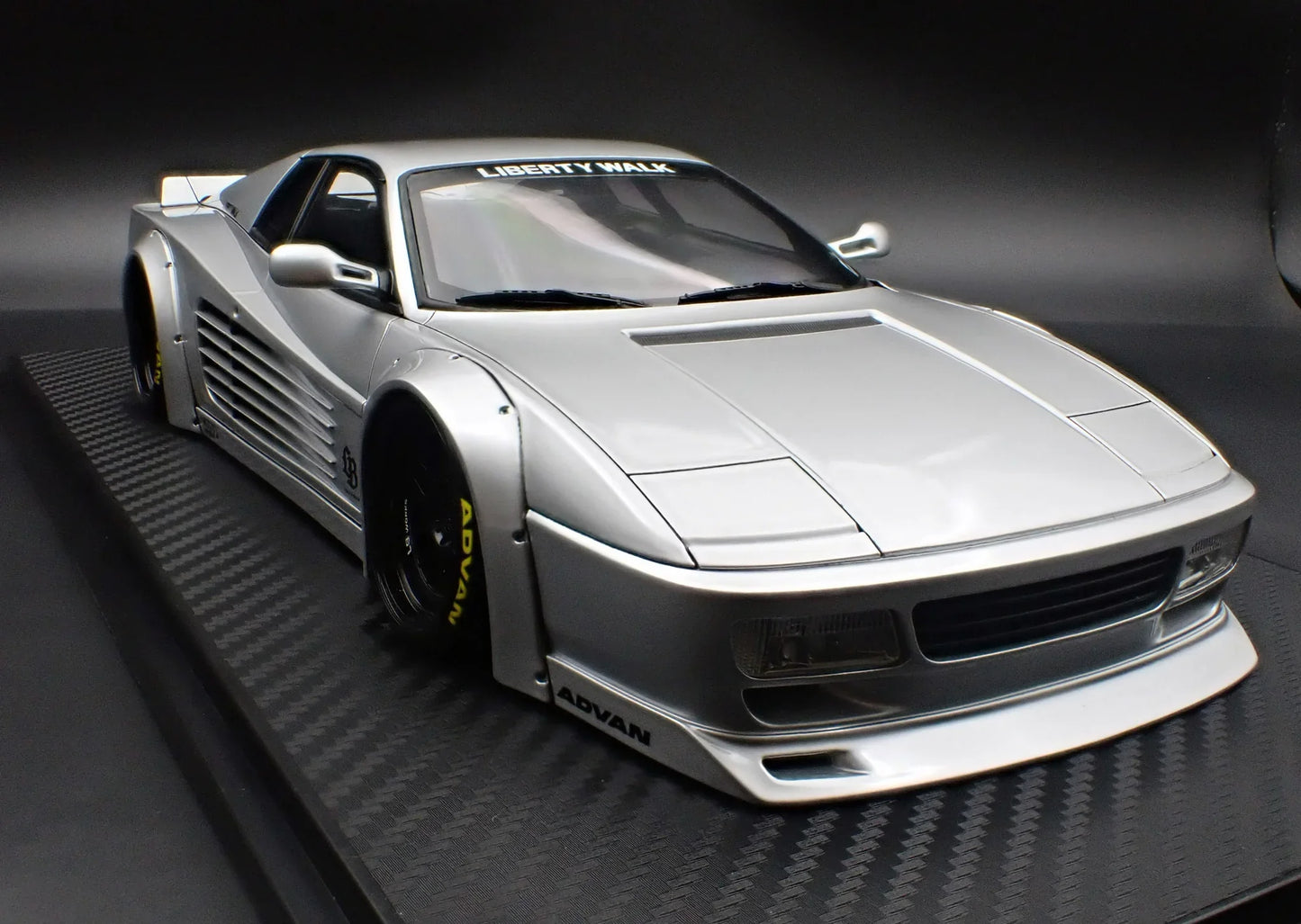 Ignition-Model Ferrari Testarossa 512 LBWK LB-Works Silver 1:18