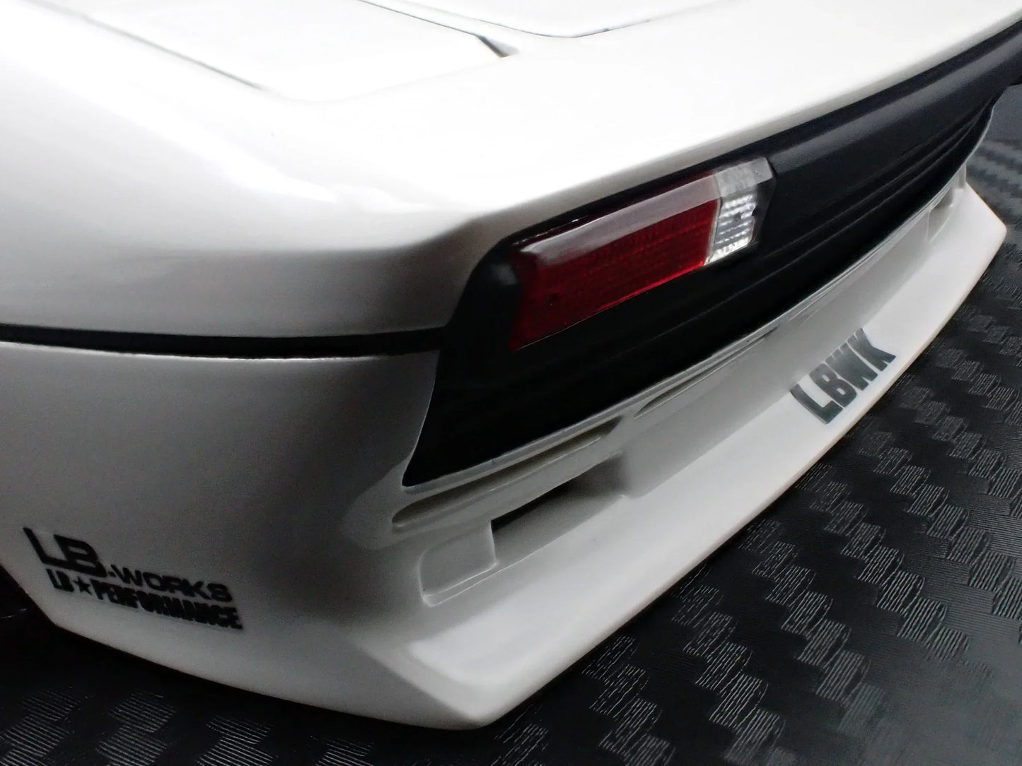 Ignition-Model Ferrari 308 LBWK LB-Works White 1:18