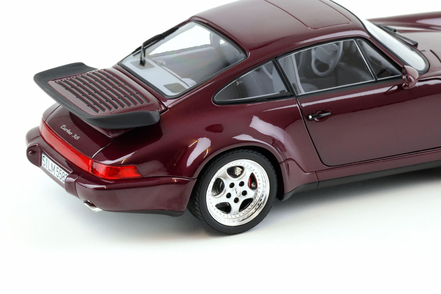 Norev 1993 Porsche 911 964 Turbo 3.6 Coupe Amethyst Purple Metallic 1:18
