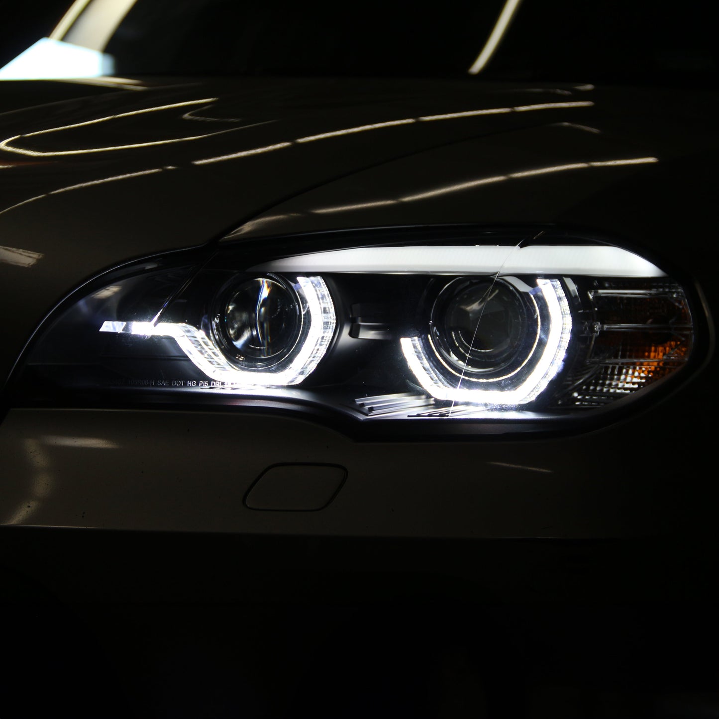Spyder 07-10 BMW X5 E70 (HID Models Only) Projector Headlights - Black PRO-YD-BMWE7007-AFSHID-BK 5085481