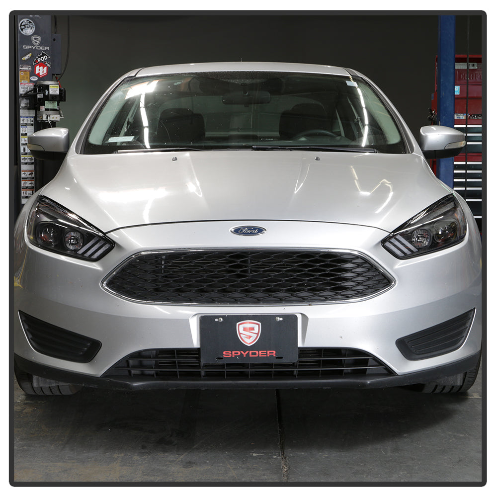 Spyder 15-18 Ford Focus Projector Headlights - Seq Turn Light Bar - Black PRO-YD-FF15-LBSEQ-BK 5086105