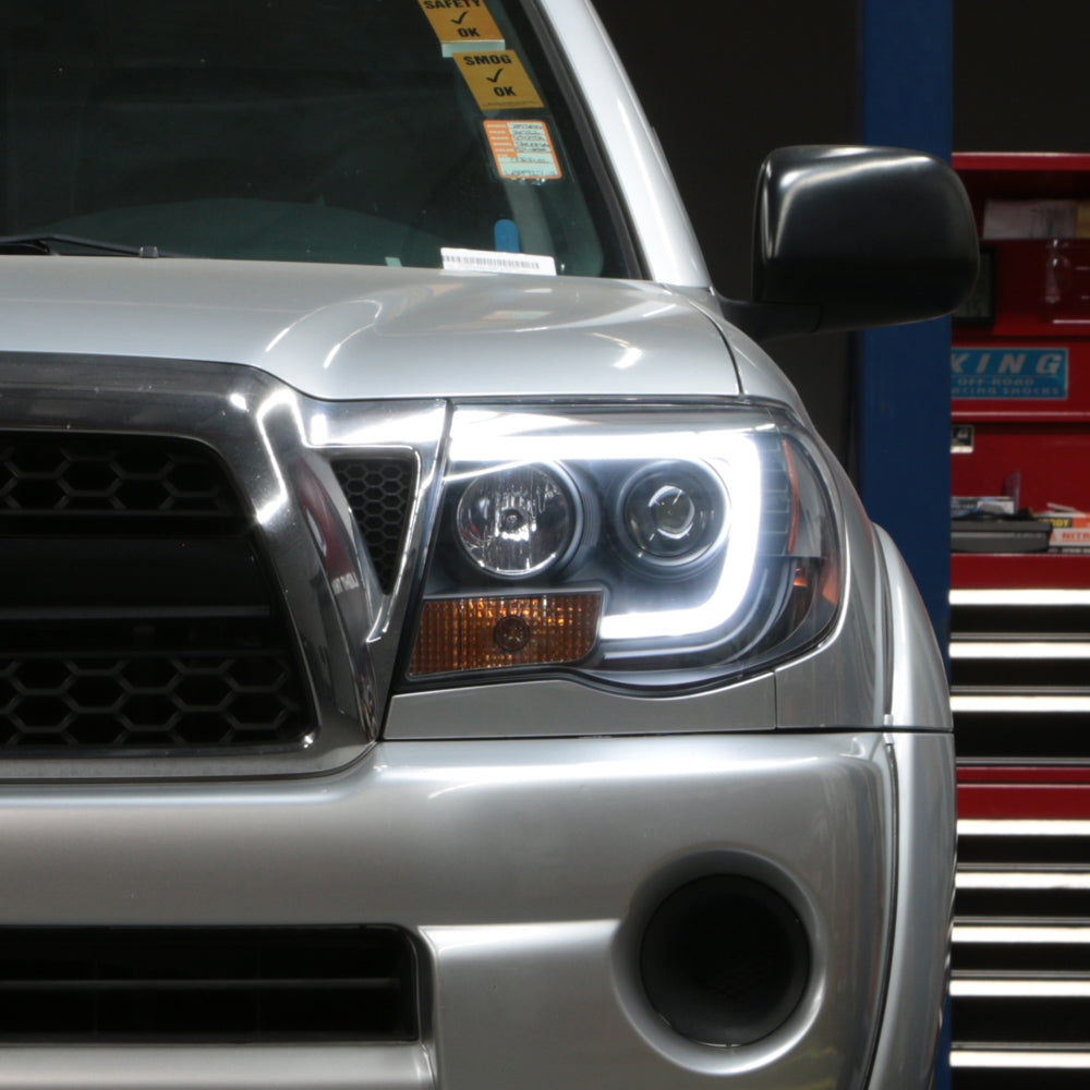Spyder Toyota Tacoma 05-11 V2 High-Power LED Headlights - Black PRO-YD-TT05PL-BK 5088185