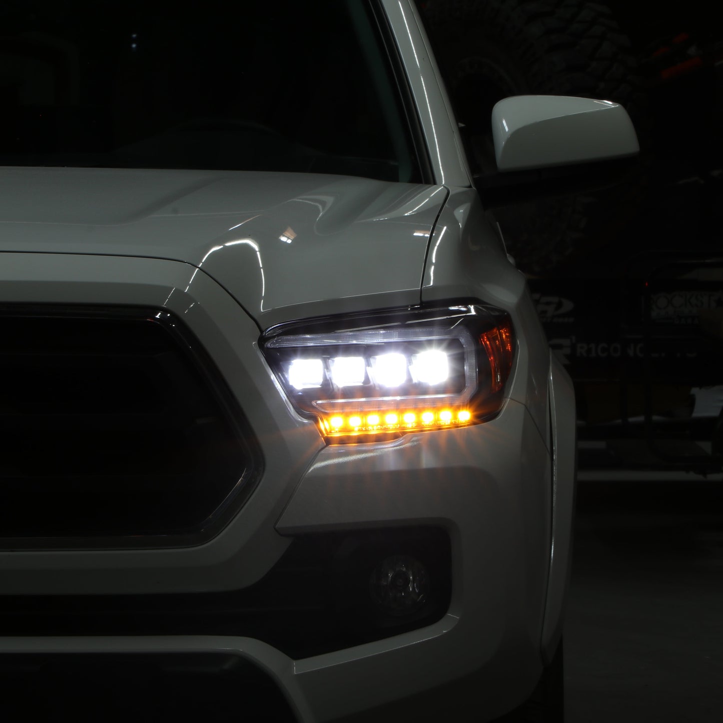 Spyder 16-20 Toyota Tacoma LED Model Only High-Power LED Headlights - Black PRO-YD-TT16LEDAP-BK 5088390