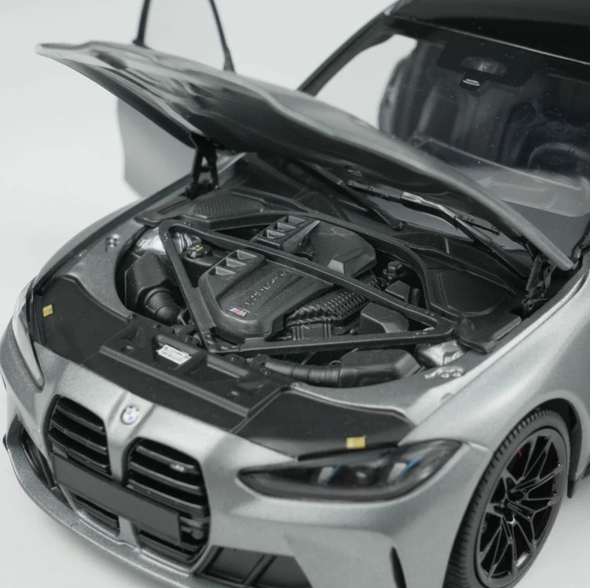 Minichamps BMW M3 Touring (G81) M Wagon Matte Silver Grey 1:18